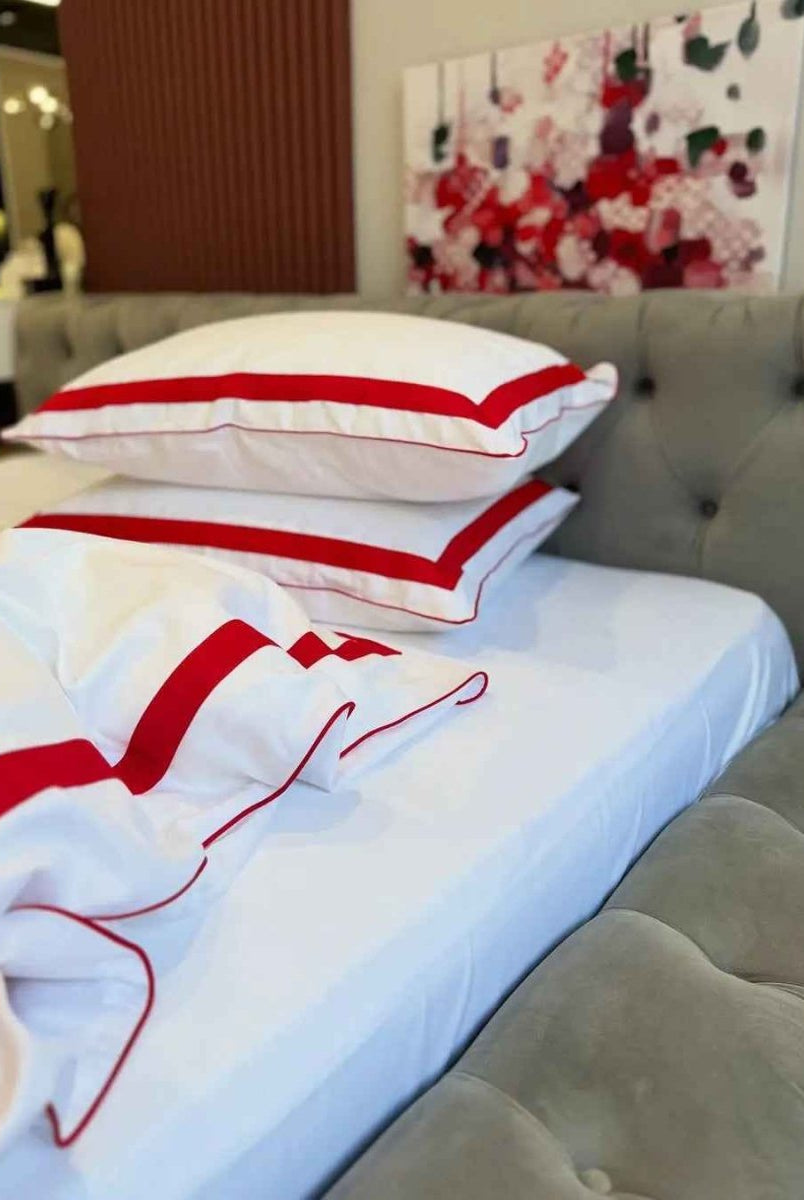 Literie en Satin Mercerisé – Rouge & Blanc, 100% Coton Turc, 140 g/m², Édition Exclusive