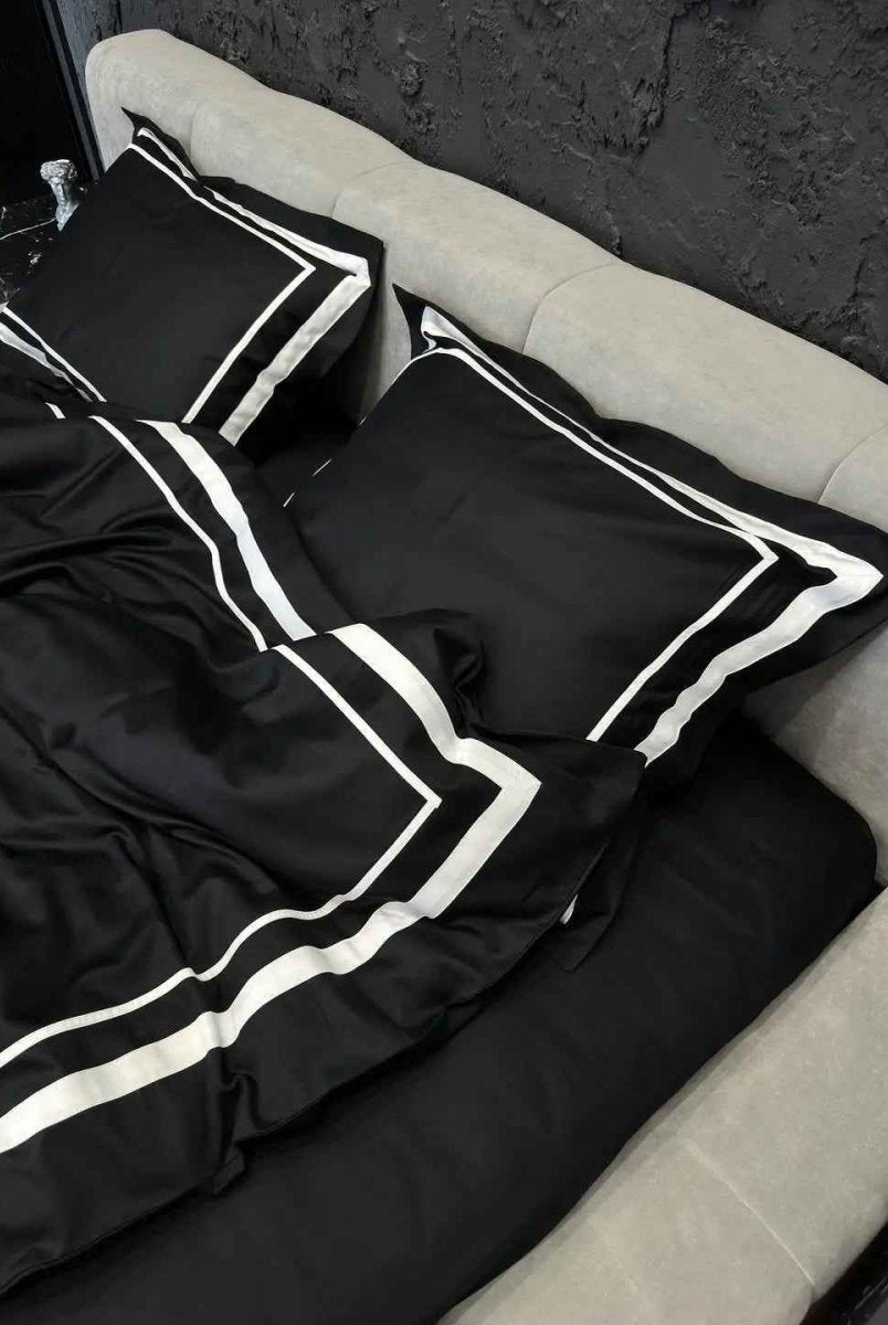 Literie en Satin Mercerisé – Noir & Blanc, 100% Coton Turc, 140 g/m², Édition Exclusive