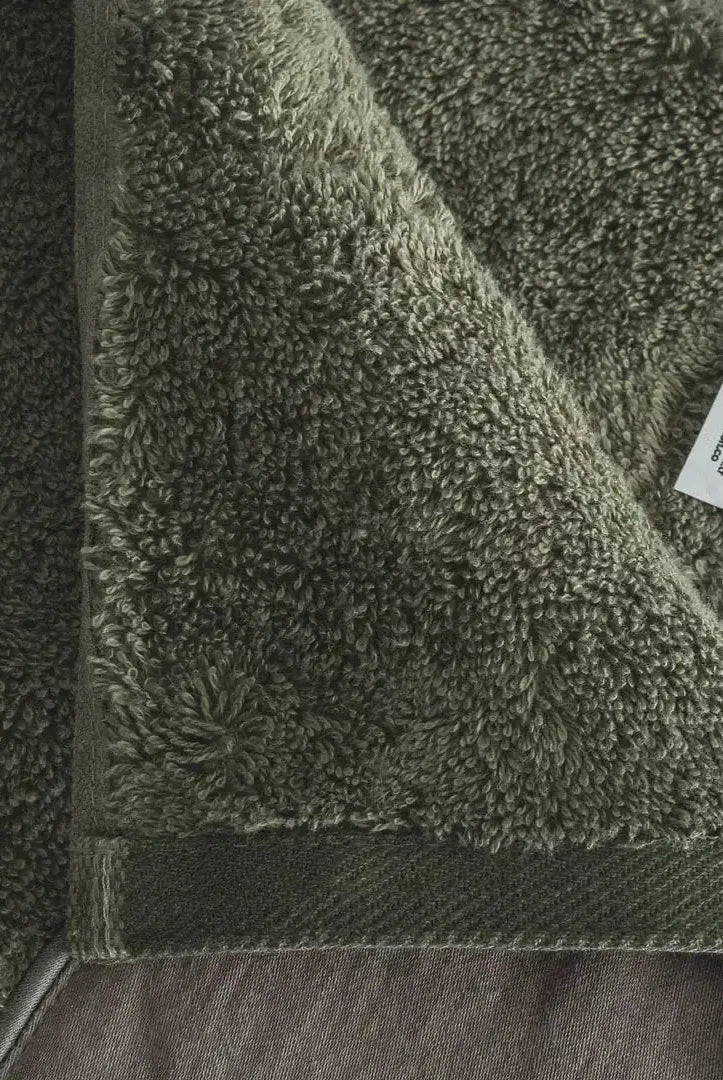 Zestaw 2 Ręczników Kąpielowych – Farah – Damski, 100% Organiczna Bawełna, Ręcznie Haftowany, Zielony Wivanco Bedding