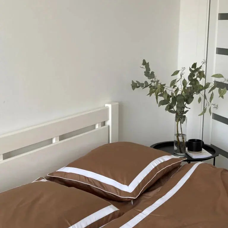 Pościel z Merceryzowanej Satyny – Karmel & Biały, 100% Bawełna Turecka, 140 g/m², Edycja Exclusive Wivanco Bedding