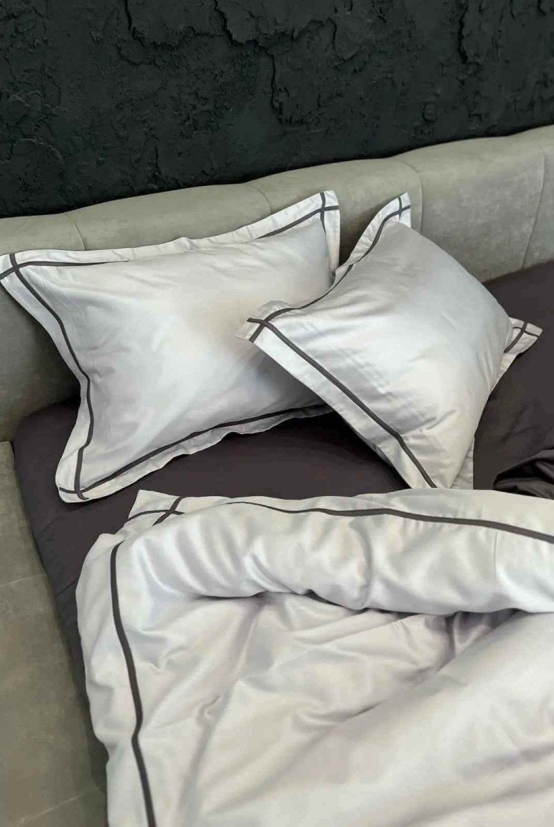Literie en Satin Mercerisé – Gris Argenté & Asphalte, 100% Coton Turc, 140 g/m², Édition Exclusive