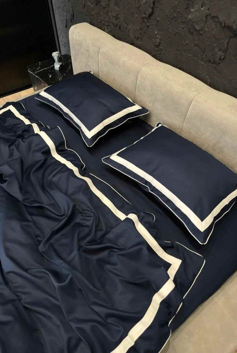 Literie en Satin Mercerisé – Bleu Marine & Blanc, 100% Coton Turc, 140 g/m², Édition Exclusive