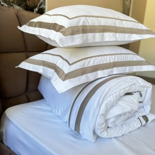 Pościel z Merceryzowanej Satyny – Biały & Latte , 100% Bawełna Turecka, 140 g/m², Edycja Exclusive Wivanco Bedding