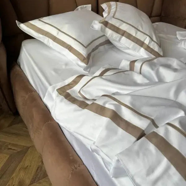 Pościel z Merceryzowanej Satyny – Biały & Latte , 100% Bawełna Turecka, 140 g/m², Edycja Exclusive Wivanco Bedding