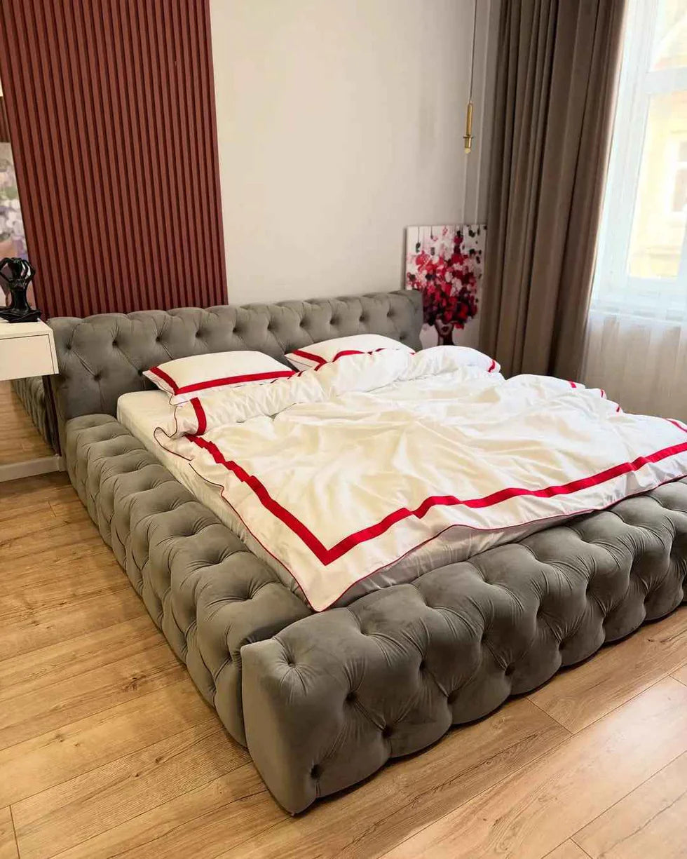 Mercerized Satin Cotton Bedding in Red & White – 100% Turkish Cotton, 140 g/m², Oxford Finish with Piping