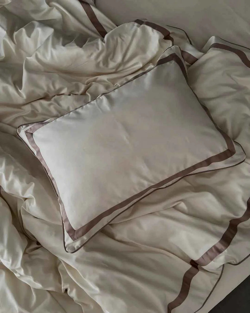 Mercerized Cotton Satin Bedding – Champagne & Cocoa, 100% Turkish Cotton, 140 g/m², Oxford Finish, Piping