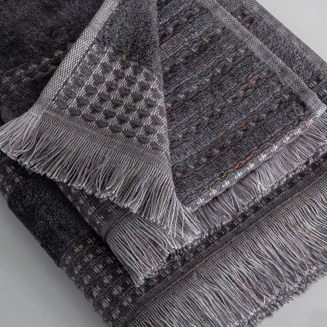 Zeus 3-Piece Towel Set Made from 100% Organic Turkish Cotton – Anthracite