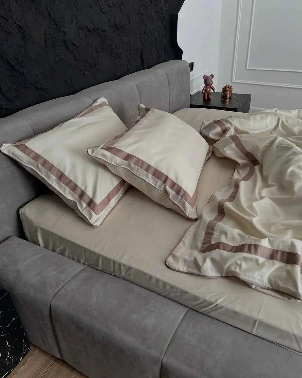 Mercerized Cotton Satin Bedding – Champagne & Cocoa, 100% Turkish Cotton, 140 g/m², Oxford Finish, Piping