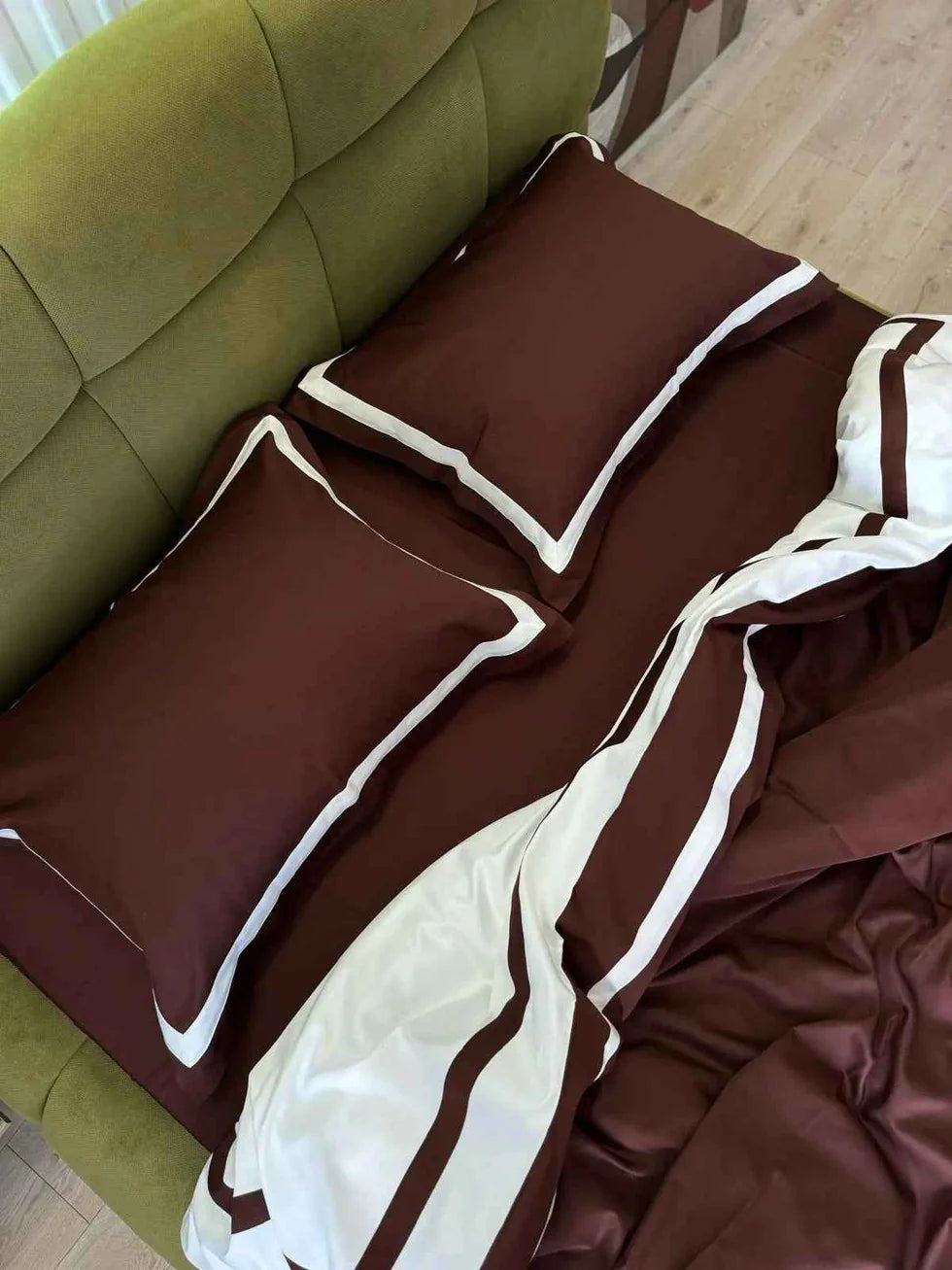 Mercerized Satin Cotton Bedding in Brown & White – 100% Turkish Cotton, 140 g/m², Oxford Finish