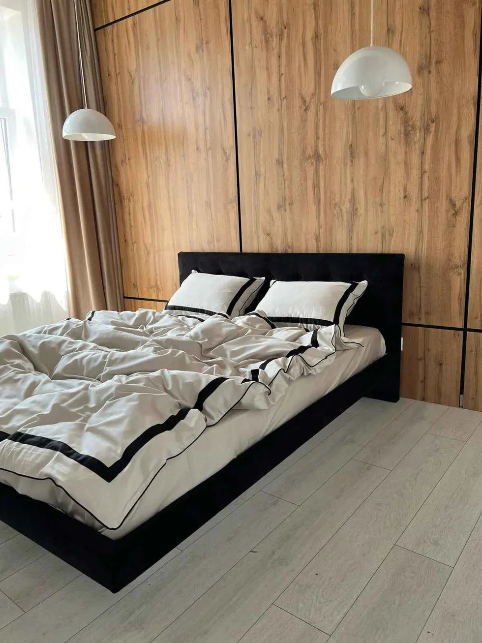 Mercerized Satin Cotton Bedding in Classic Black & Stone White – 100% Turkish Cotton, 140 g/m², Oxford Finish with Piping