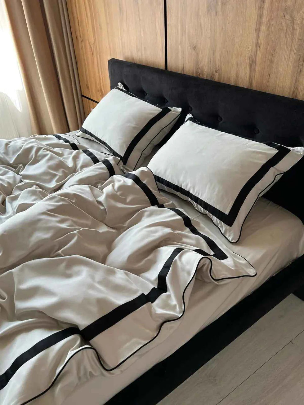 Mercerized Satin Cotton Bedding in Classic Black & Stone White – 100% Turkish Cotton, 140 g/m², Oxford Finish with Piping
