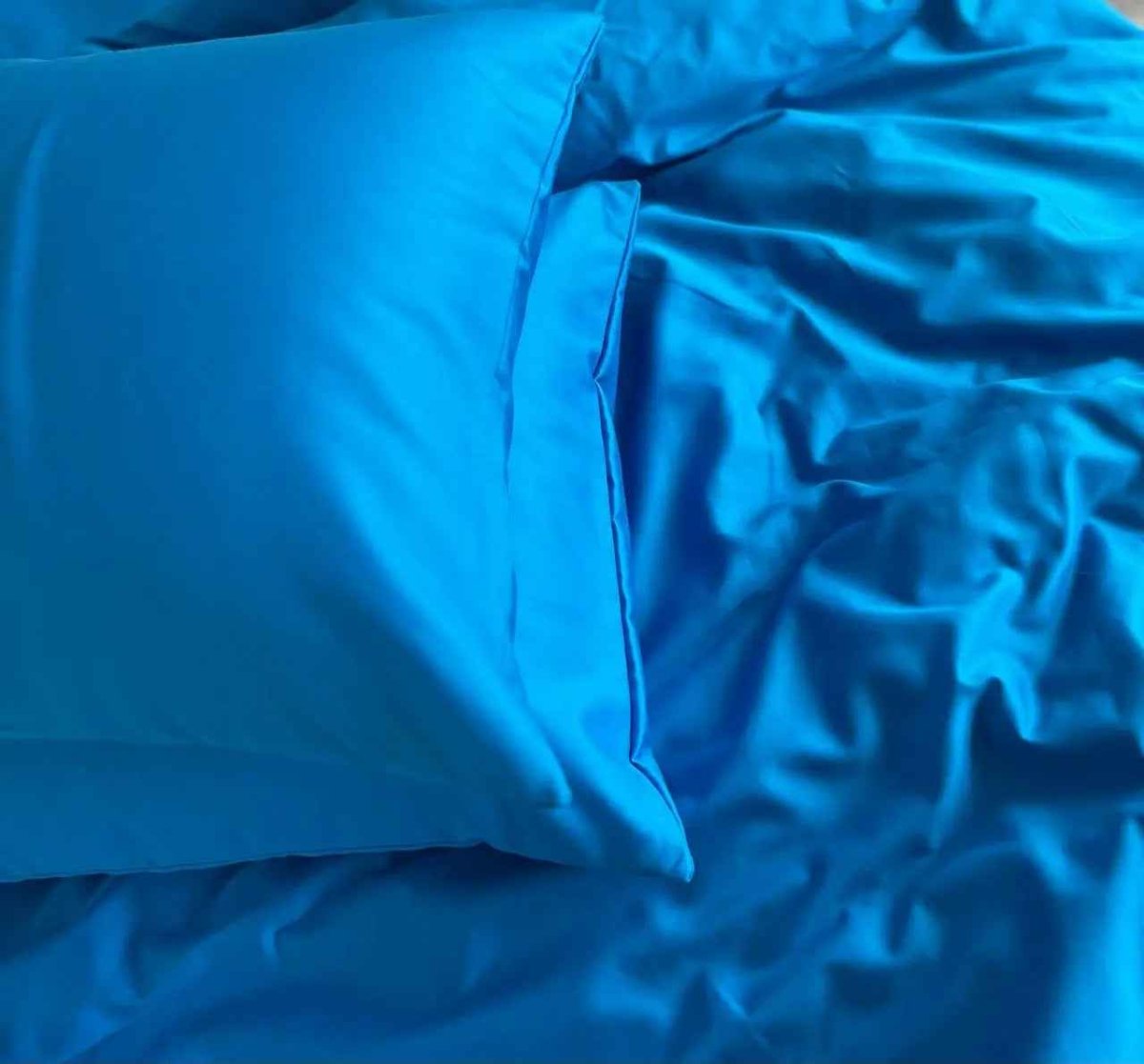 Light Blue Satin Bedding – 100% Turkish Cotton, 140g, Natural Elegance