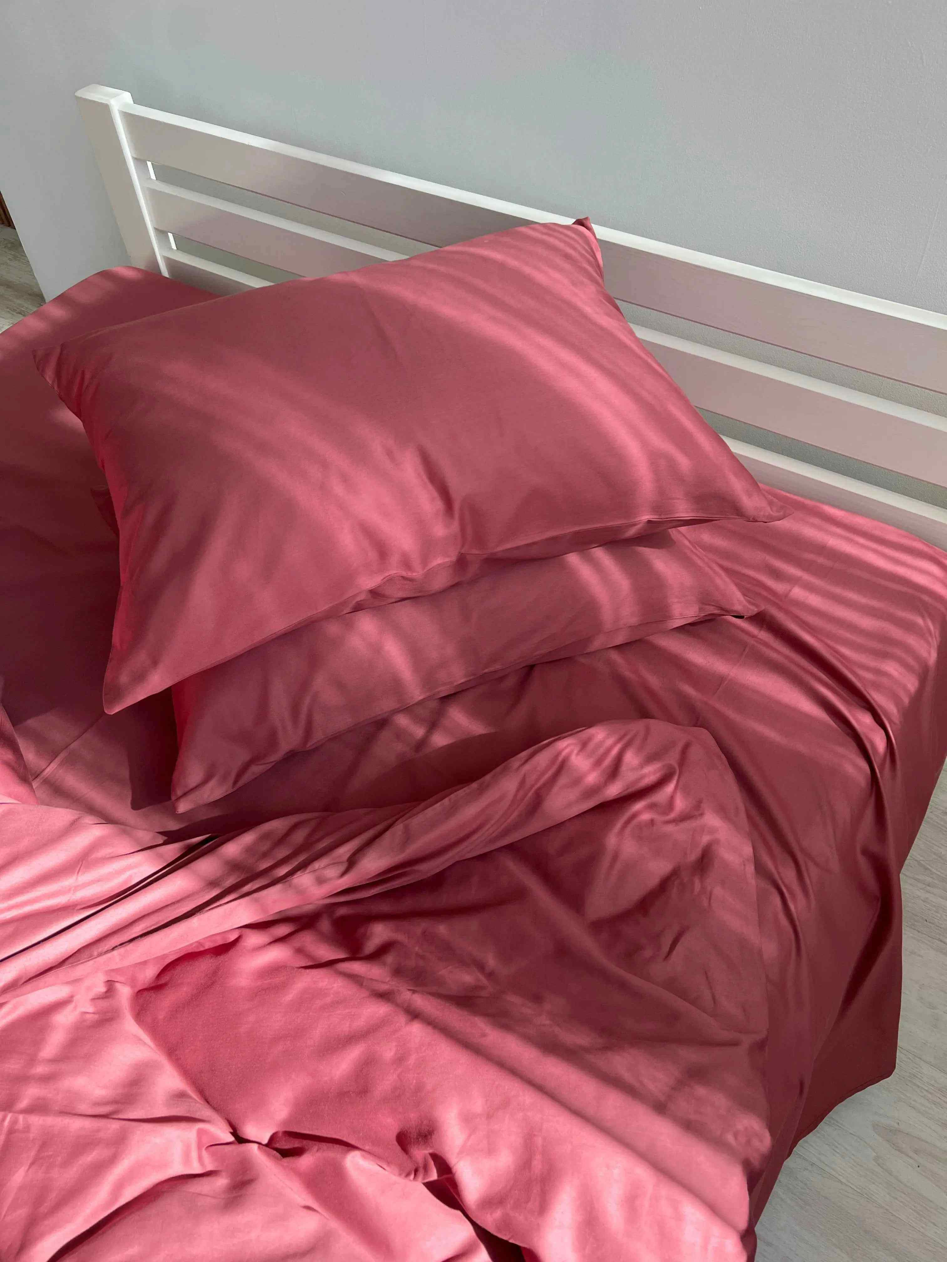 Rose Wine Satin Bedding – 100% Turkish Cotton, 140 g/m², Hotel Style
