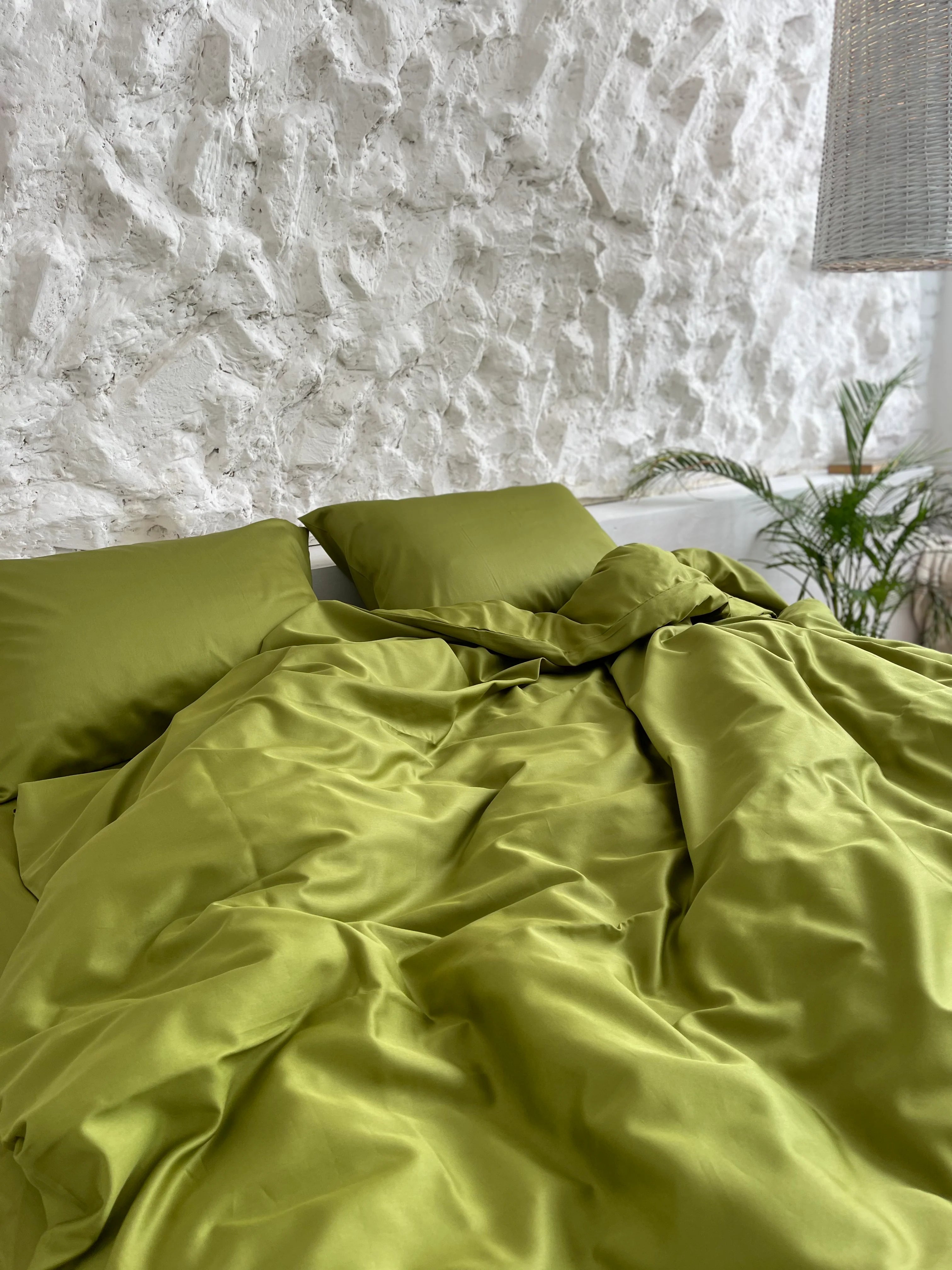 Lime Satin Bedding – 100% Turkish Cotton, 140 g/m², Natural Elegance