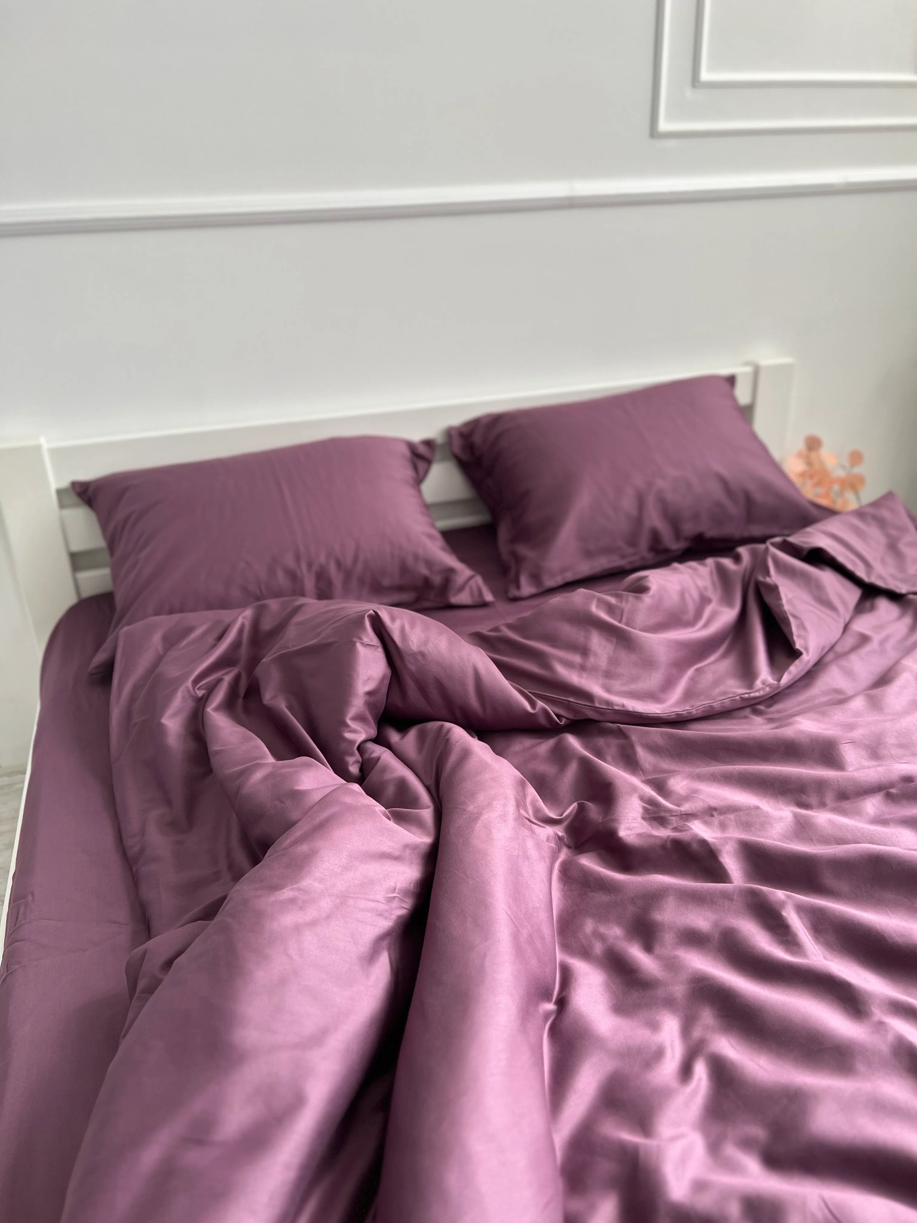 Eggplant Satin Bedding – 100% Turkish Cotton, 140 g/m², Luxurious Quality