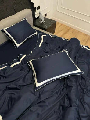 Entdecken Sie unsere exklusive Kollektion hochwertiger Bettwäsche aus Baumwollsatin – erhältlich in verschiedenen Designs, Farben und Größen. Finden Sie die passende Bettwäsche für Ihr Schlafzimmer, zum Beispiel in 160x200 cm, 180x200 cm, 200x200 cm oder 220x200 cm. Unsere Bettwäschesets aus edlem Baumwollsatin verbinden außergewöhnliche Qualität, elegantes Design und höchsten Schlafkomfort.