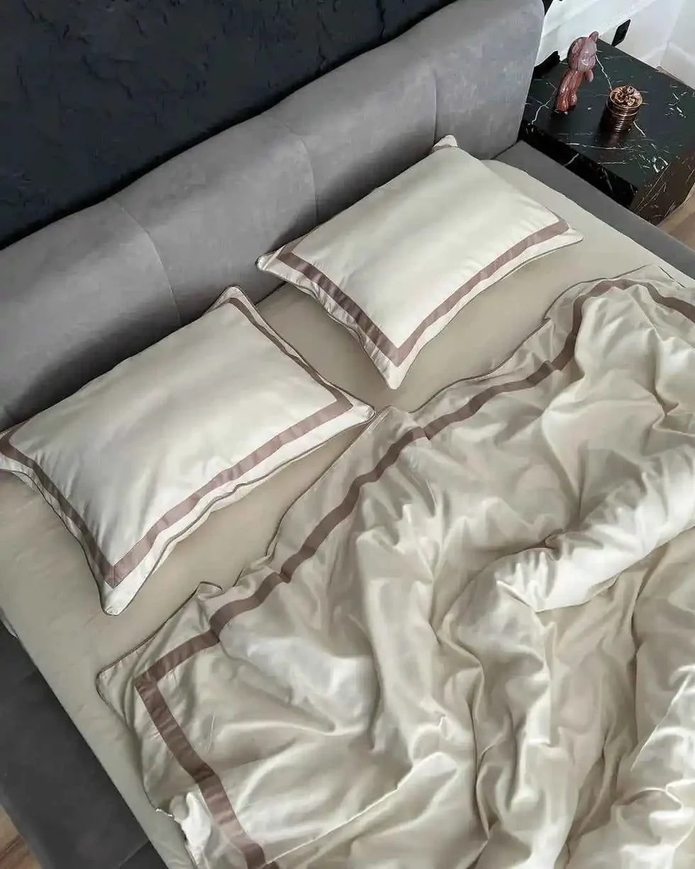 Mercerized Cotton Satin Bedding – Champagne & Cocoa, 100% Turkish Cotton, 140 g/m², Oxford Finish, Piping