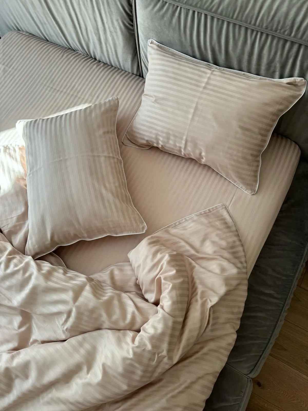 Mercerized Satin Cotton Bedding in Nude Stripes with White Piping – 100% Turkish Cotton, 140 g/m²