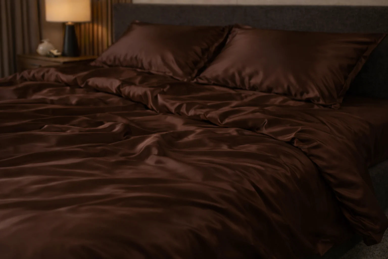 Chocolate Satin Bedding – 100% Turkish Cotton, 140 g/m², Luxurious Quality