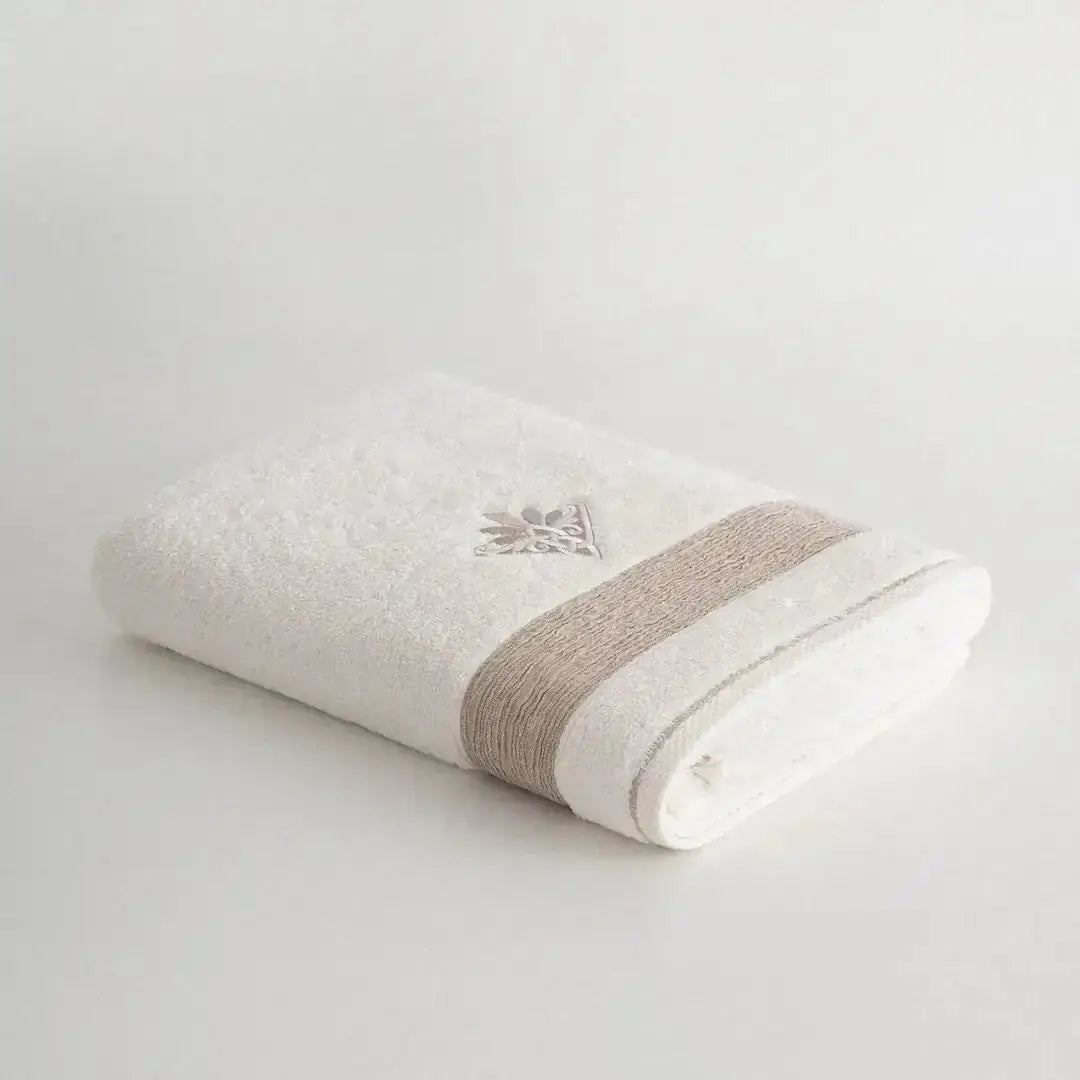Zestaw 2 Ręczników Kąpielowych – Mihra – Damski, 100% Organiczna Bawełna, Detal z Haftem Arma, Kremowy Wivanco Bedding