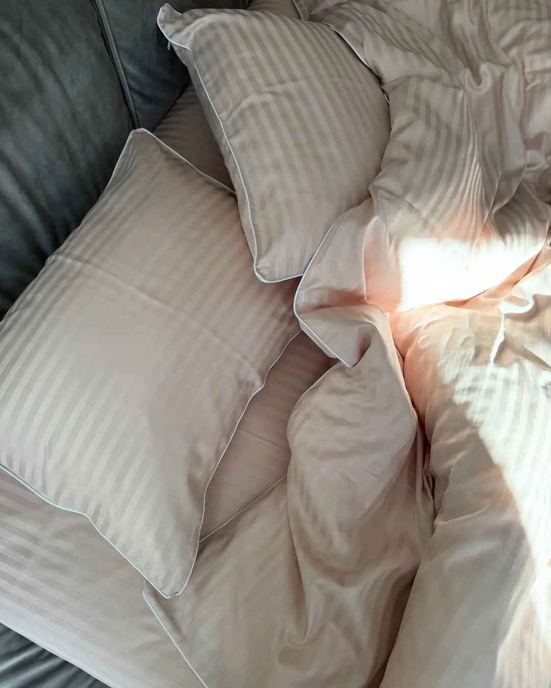 Mercerized Satin Cotton Bedding in Nude Stripes with White Piping – 100% Turkish Cotton, 140 g/m²