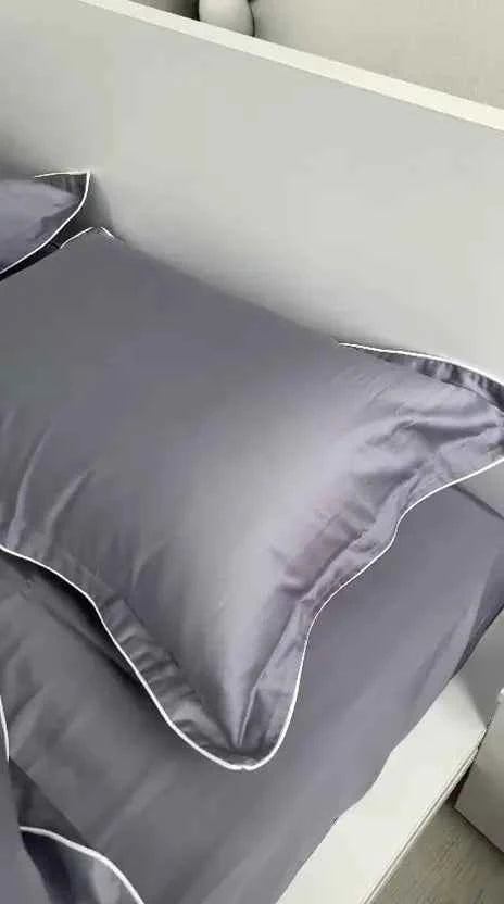 Mercerized Cotton Satin Bedding – Silver Grey with White Piping, 100% Turkish Cotton, 140 g/m²