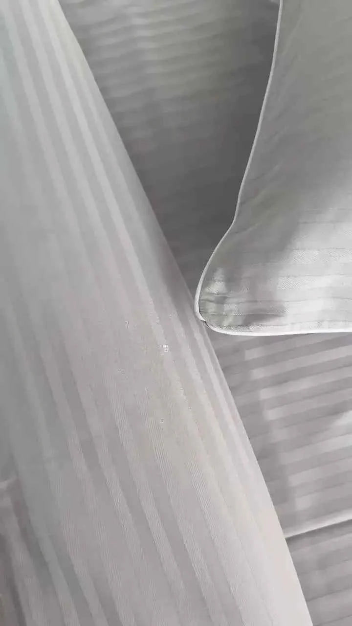 Mercerized Satin Cotton Bedding in Light Grey Stripes with White Piping – 100% Turkish Cotton, 140 g/m²