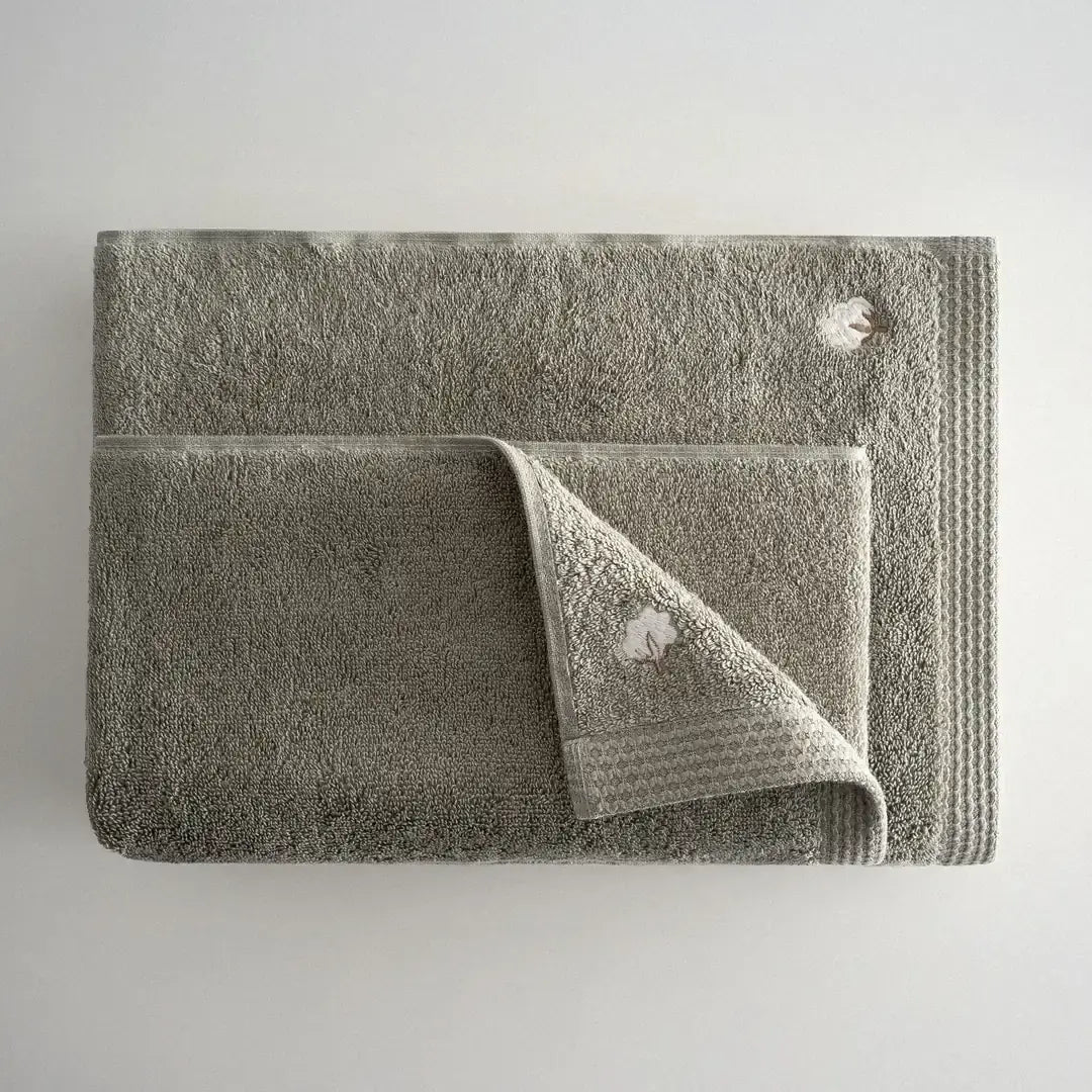 Pure Cotton Embroidered Towel Set (3 Pieces) – Organic Cotton, Green